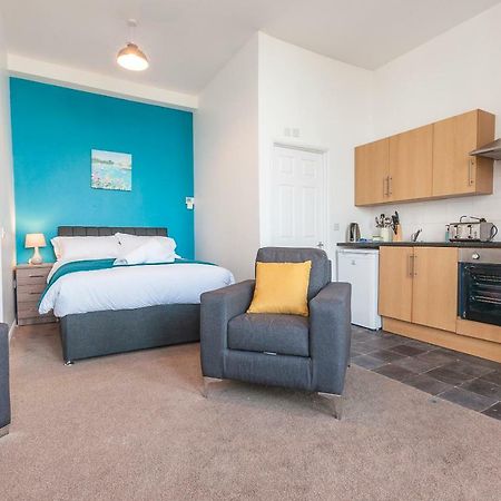 Five Way Apartments ペイントン エクステリア 写真
